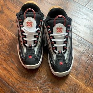 DC 90’s style sneakers